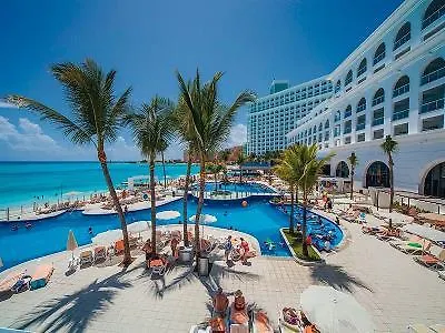 Riu Cancun (Adults Only) Hotel